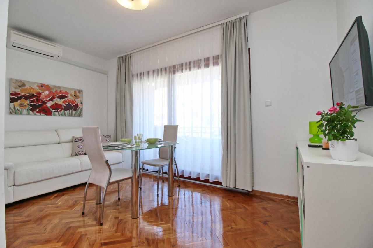 Apartments Mila Rovinj Exterior photo