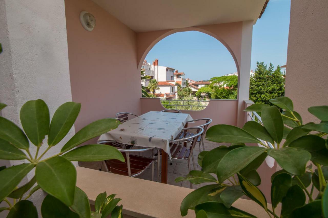Apartments Mila Rovinj Exterior photo