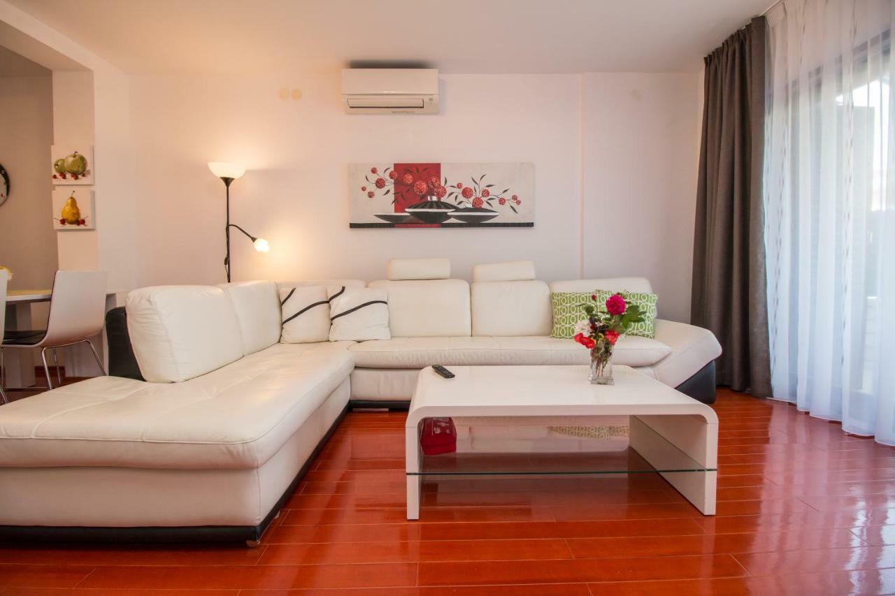 Apartments Mila Rovinj Exterior photo